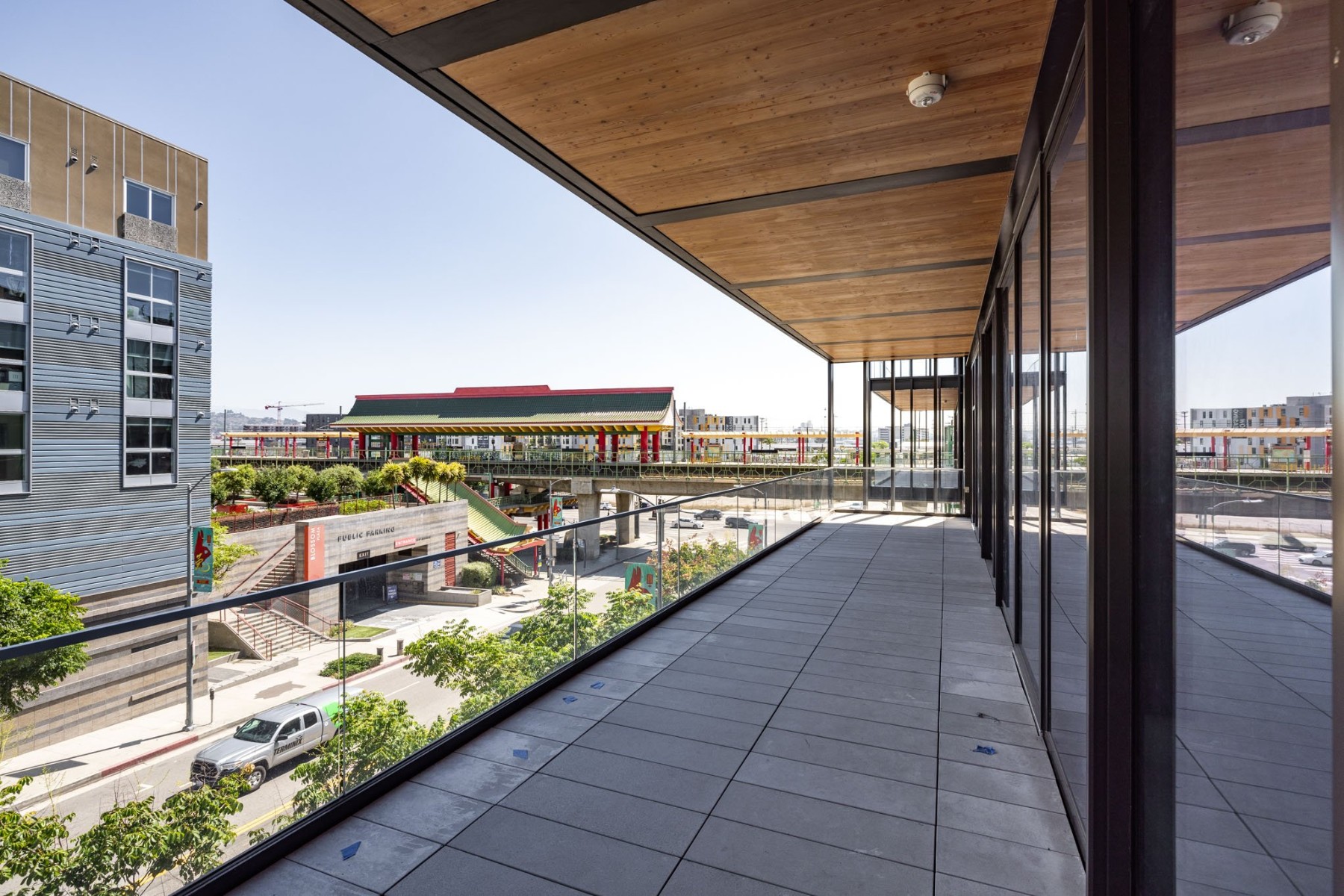 Rooftop Deck & Balconies