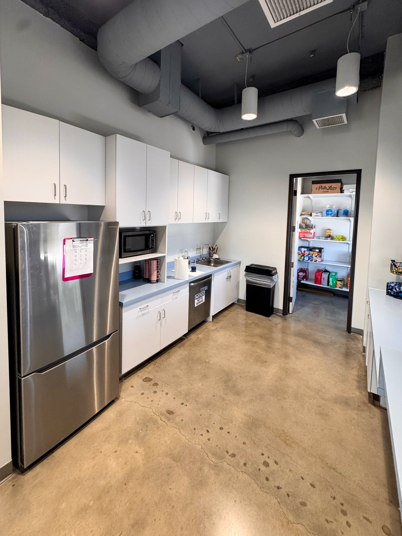 Suite 640