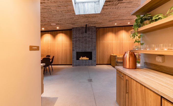 Suite 8