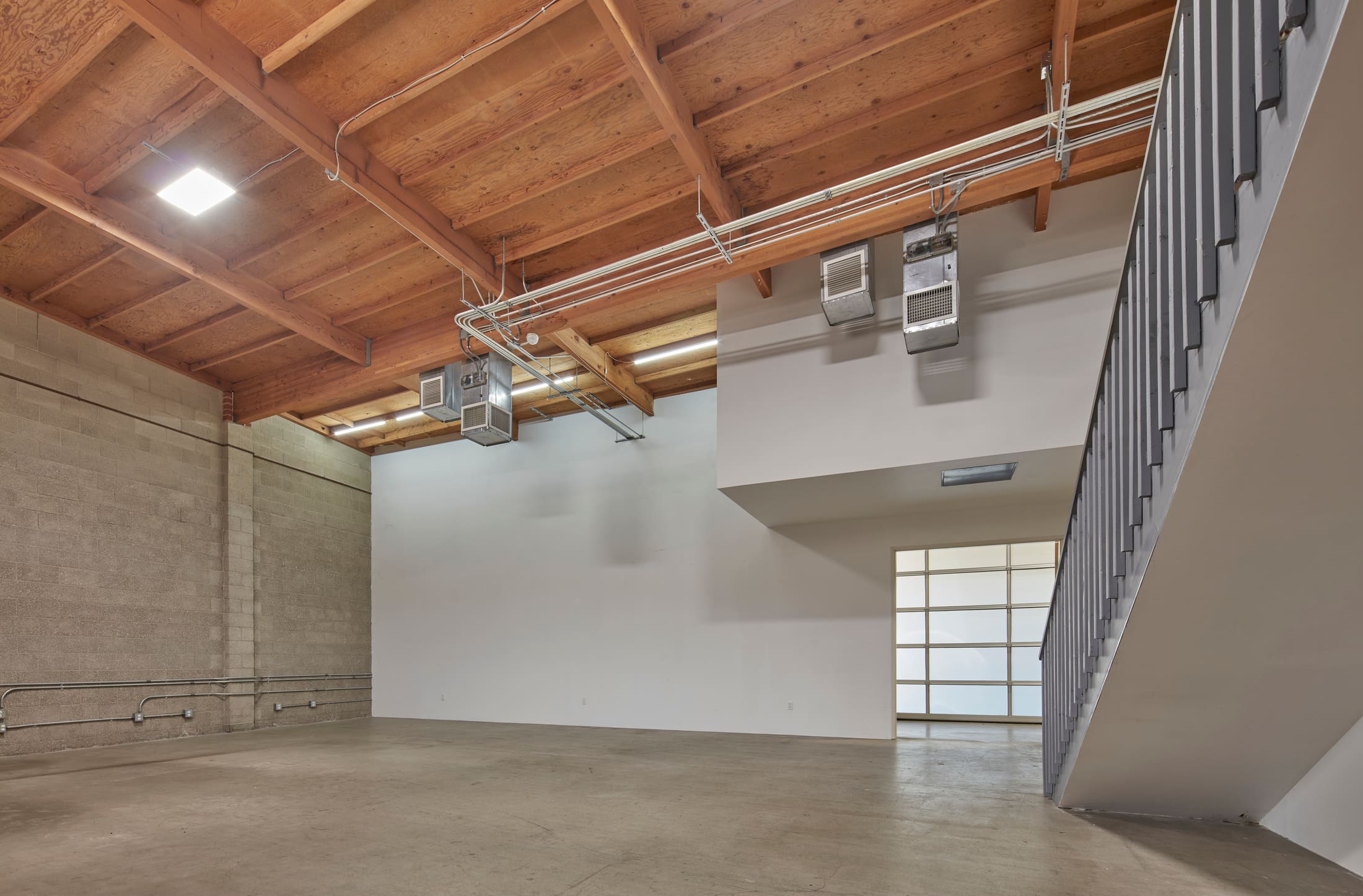 1st Floor Photos